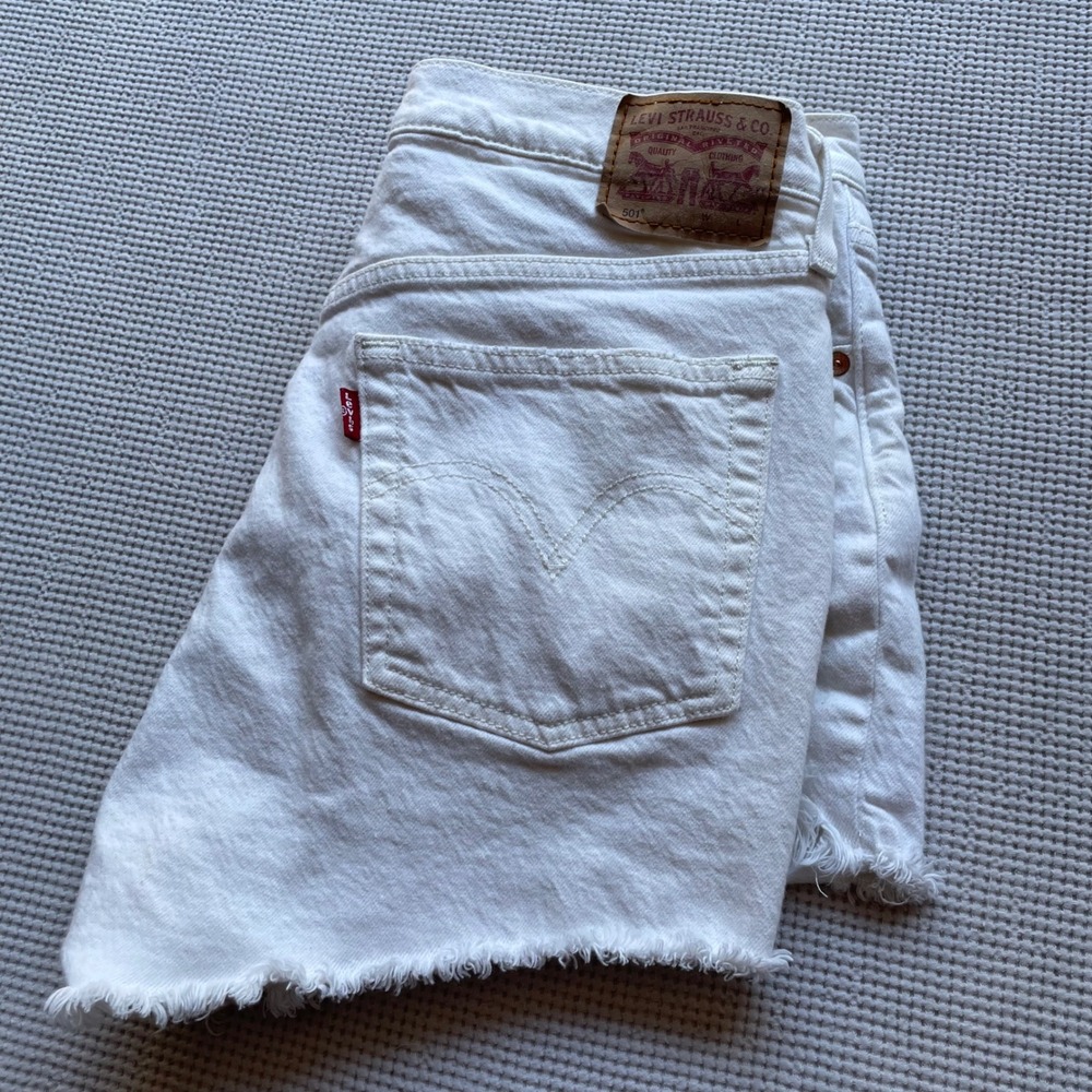 Levis 501 Original White High Waisted Cut Off Denim Shorts Button Fly 30
